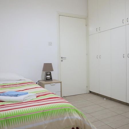 Bianco E U Apartment Nicosia Ngoại thất bức ảnh