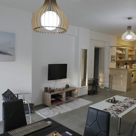 Bianco E U Apartment Nicosia Ngoại thất bức ảnh