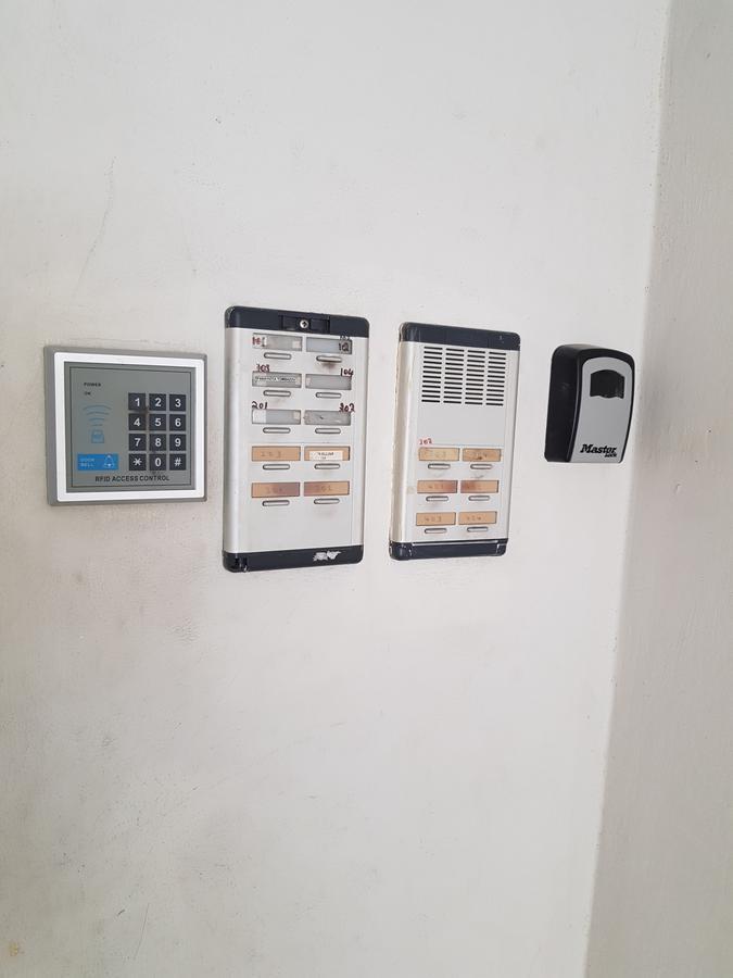 Bianco E U Apartment Nicosia Ngoại thất bức ảnh