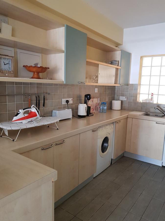 Bianco E U Apartment Nicosia Ngoại thất bức ảnh
