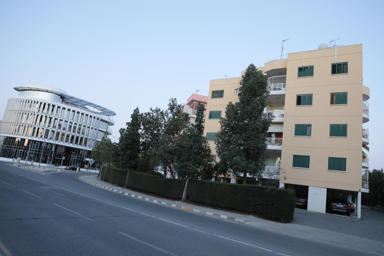 Bianco E U Apartment Nicosia Ngoại thất bức ảnh