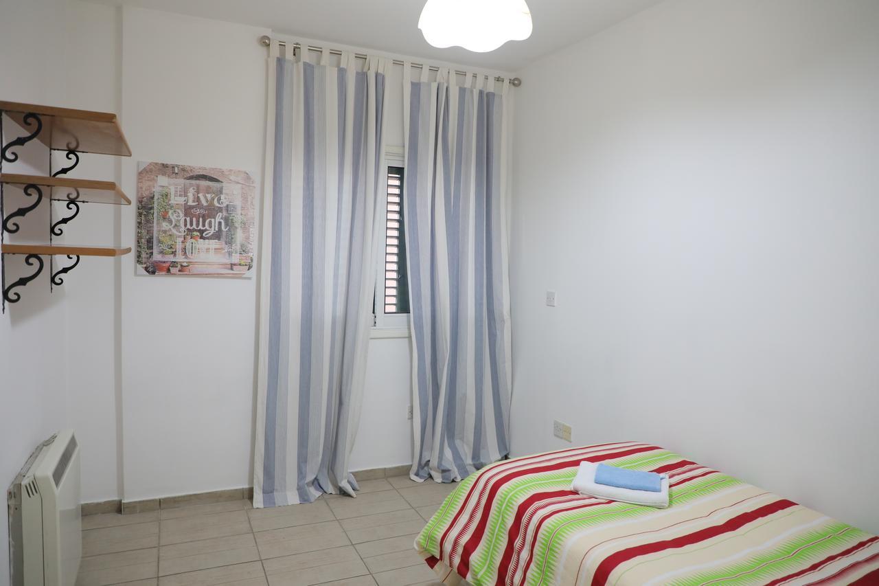Bianco E U Apartment Nicosia Ngoại thất bức ảnh