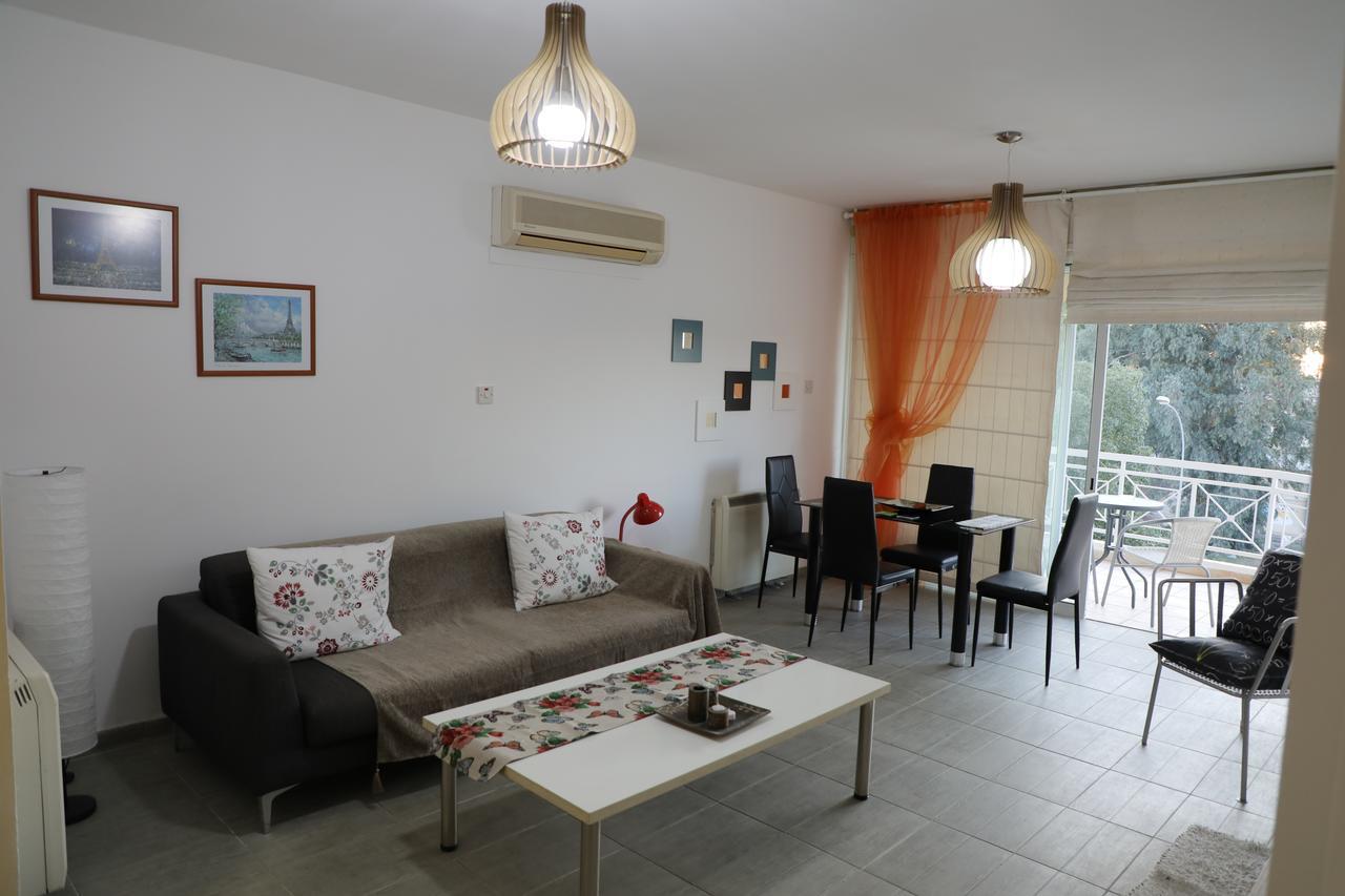 Bianco E U Apartment Nicosia Ngoại thất bức ảnh