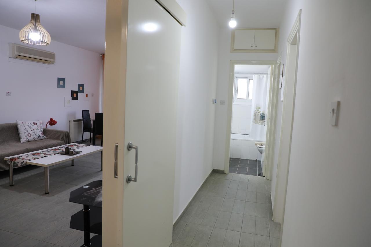 Bianco E U Apartment Nicosia Ngoại thất bức ảnh