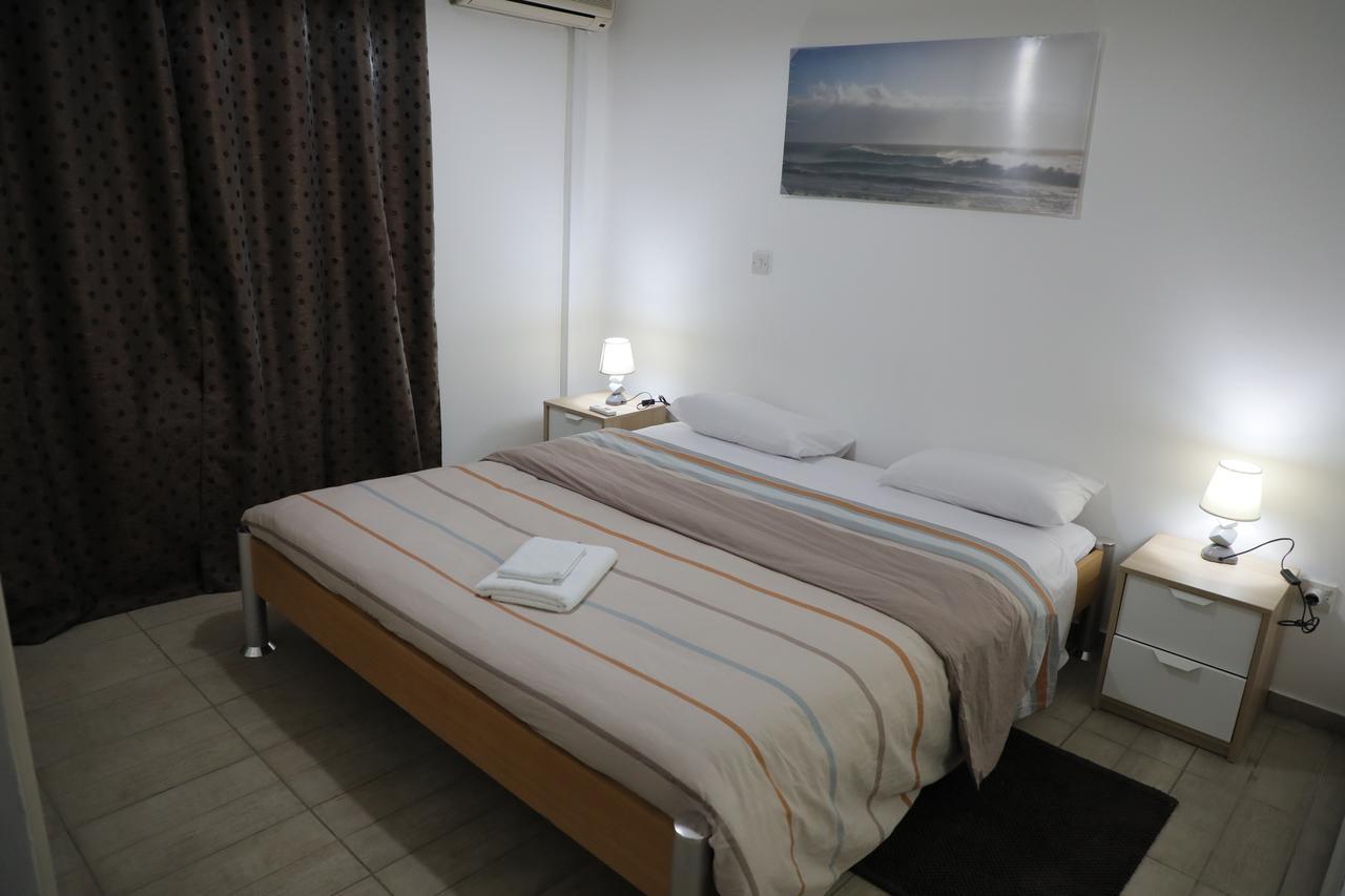 Bianco E U Apartment Nicosia Ngoại thất bức ảnh